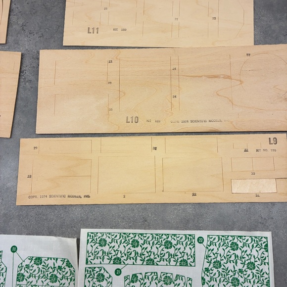 1:12 scale miniature living room furniture kits. - Picture 7 of 12